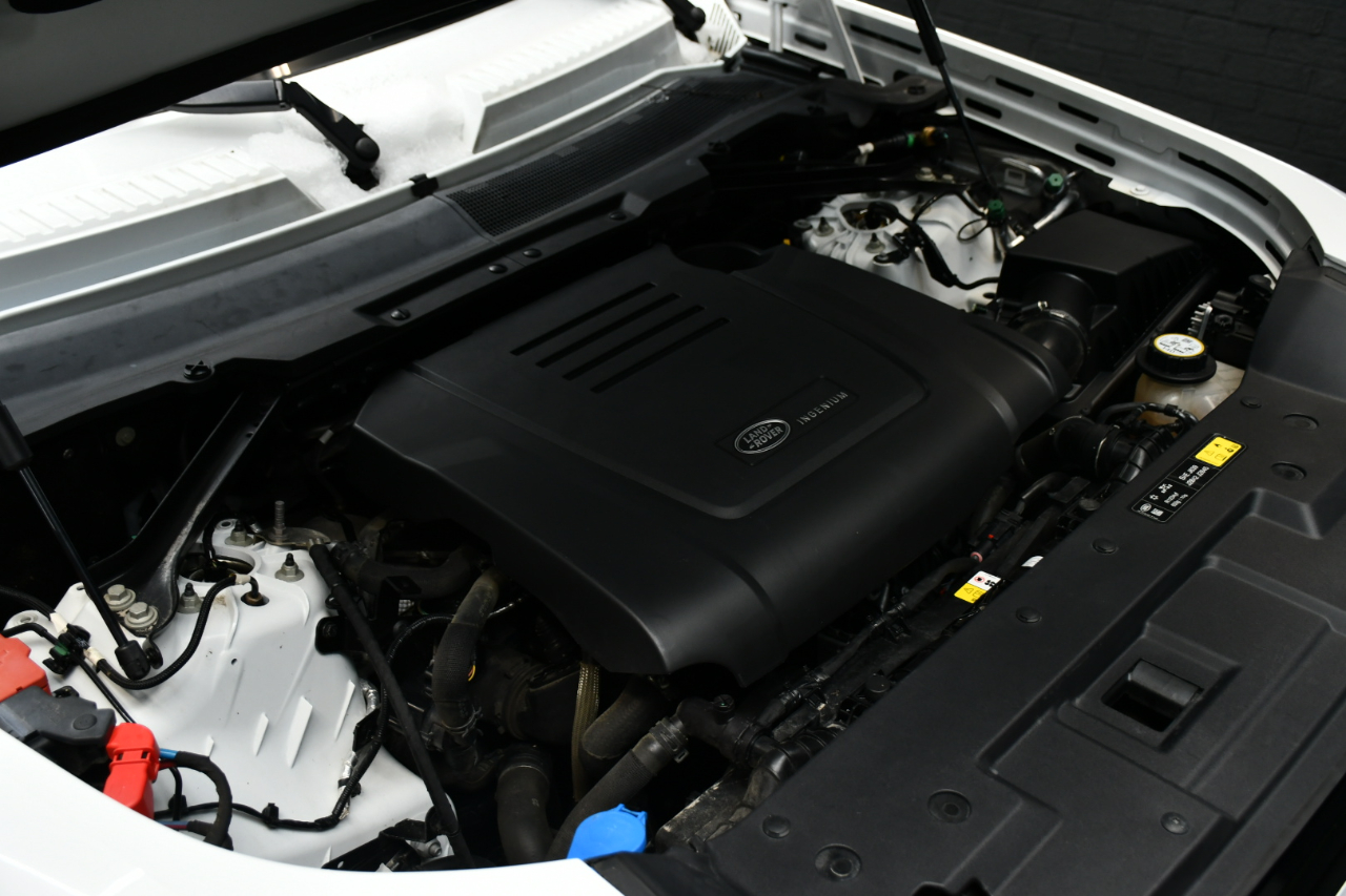 Land Rover Defender 110 S 2023