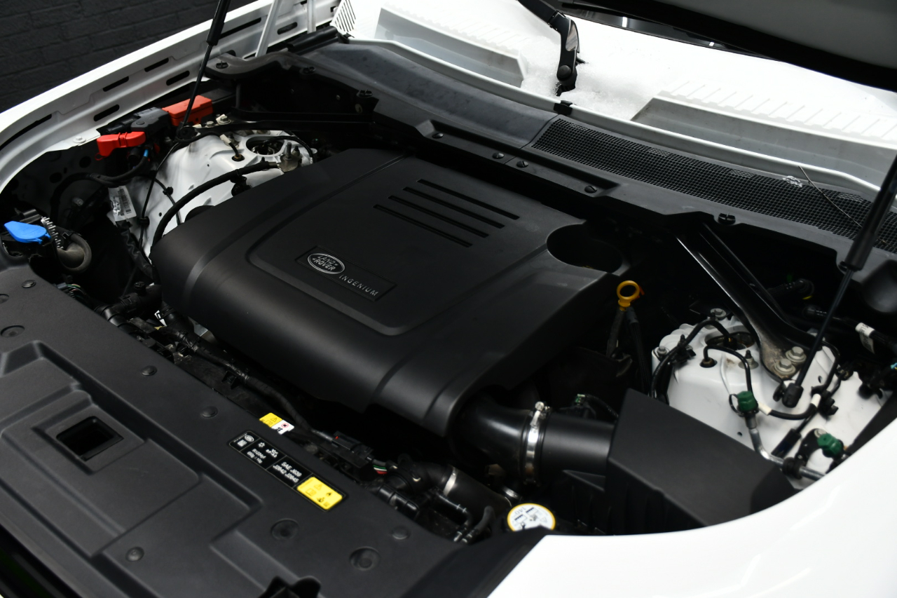 Land Rover Defender 110 S 2023