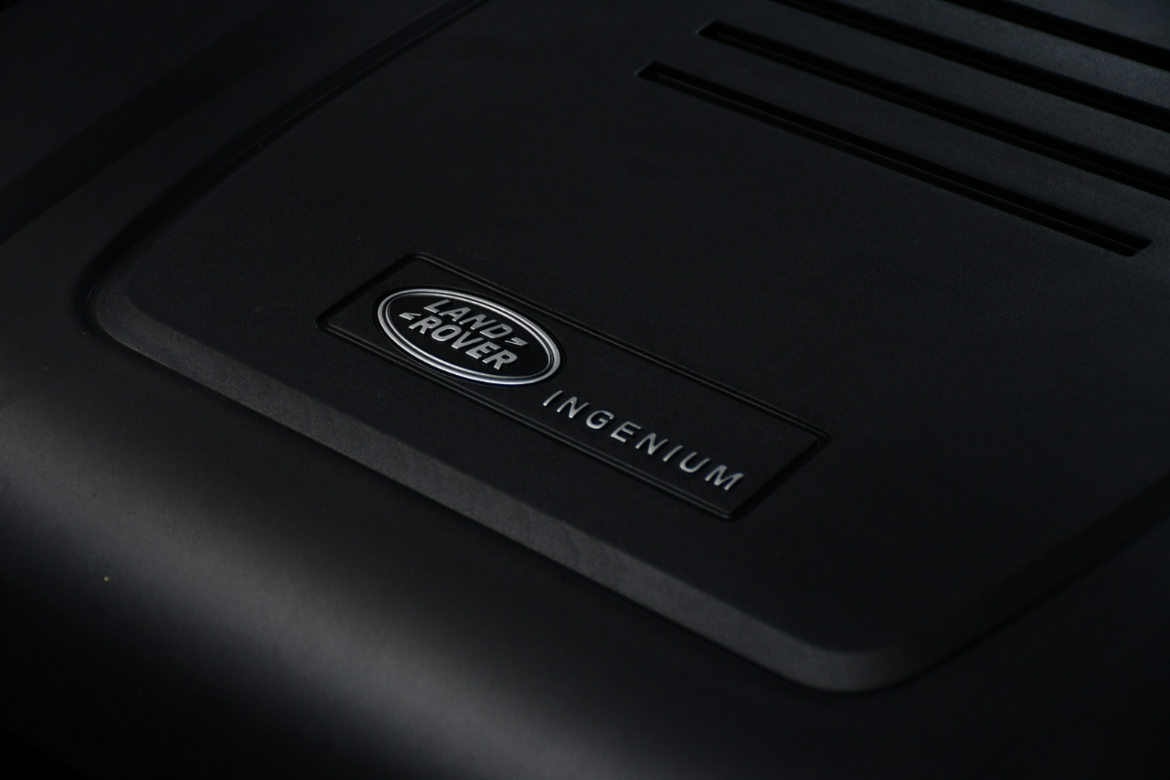 Land Rover Defender 110 S 2023