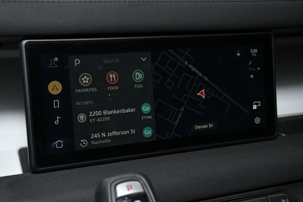 Land Rover Defender 110 S 2023