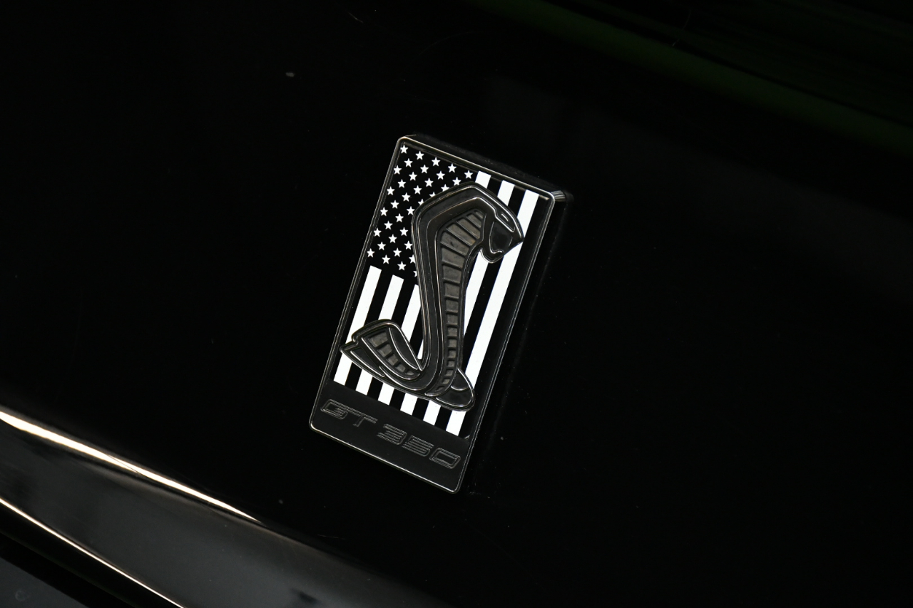 Ford Shelby GT350 Base 2017