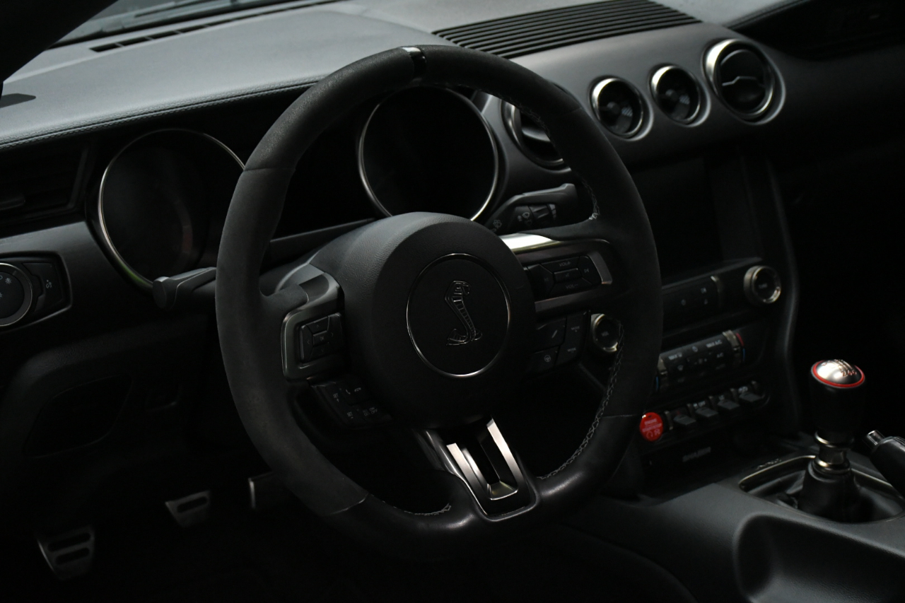 Ford Shelby GT350 Base 2017