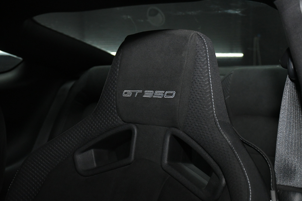 Ford Shelby GT350 Base 2017