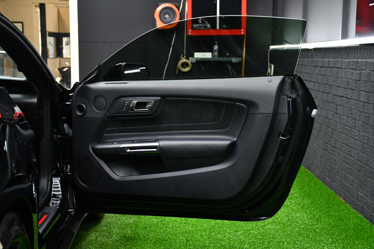 Ford Shelby GT350 Base 2017