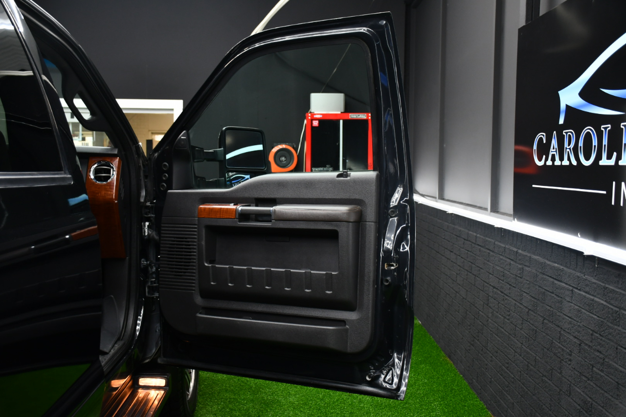 Ford F-350 SD King Ranch Crew Cab Long Bed 4WD 2015