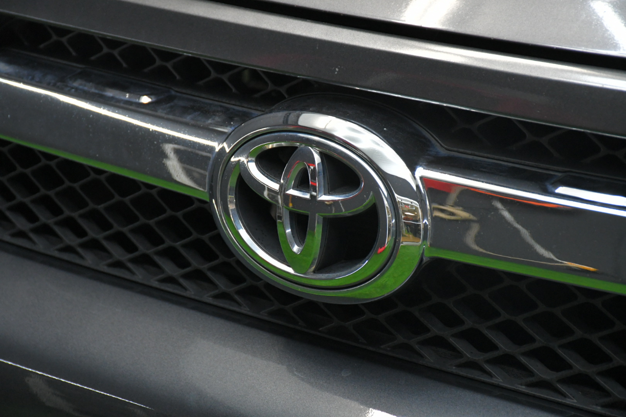 Toyota 4Runner SR5 2WD 2013