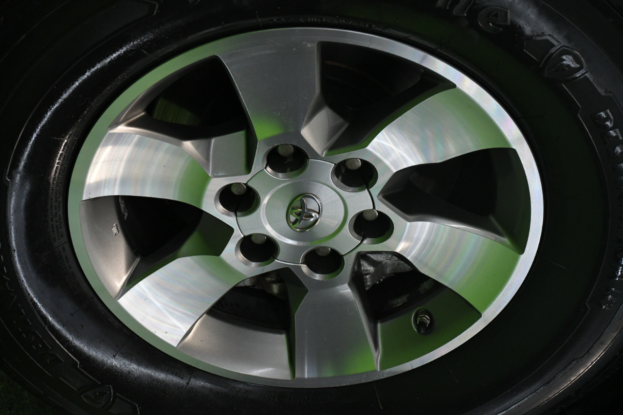 Toyota 4Runner SR5 2WD 2013