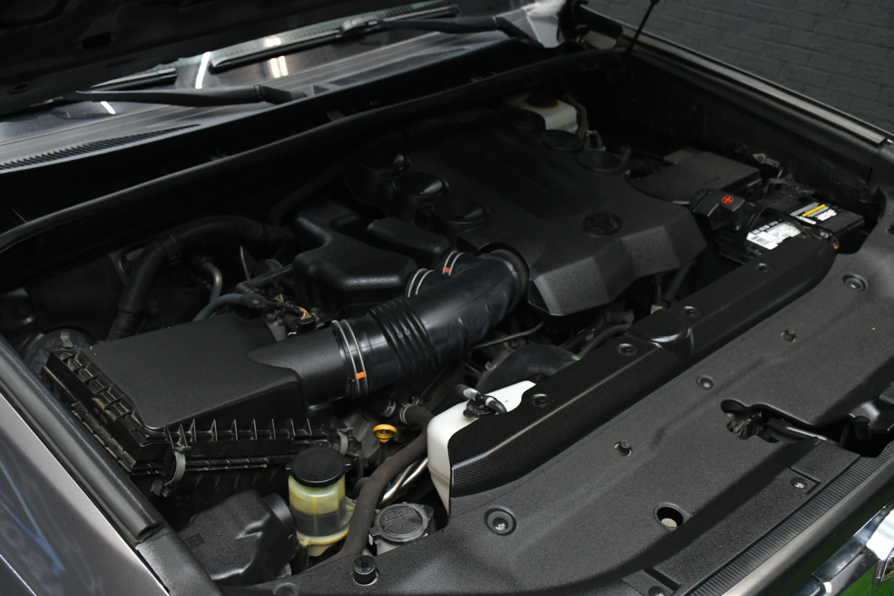 Toyota 4Runner SR5 2WD 2013