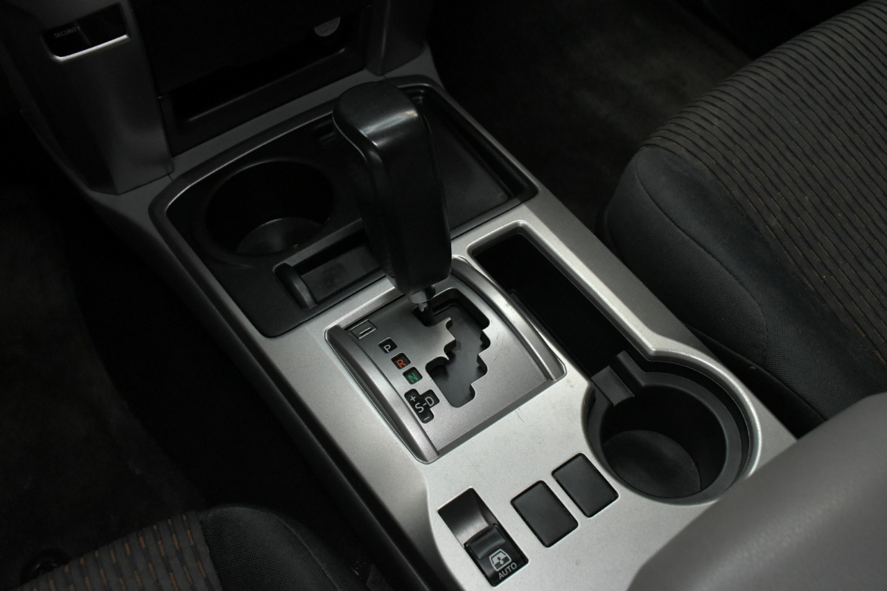 Toyota 4Runner SR5 2WD 2013