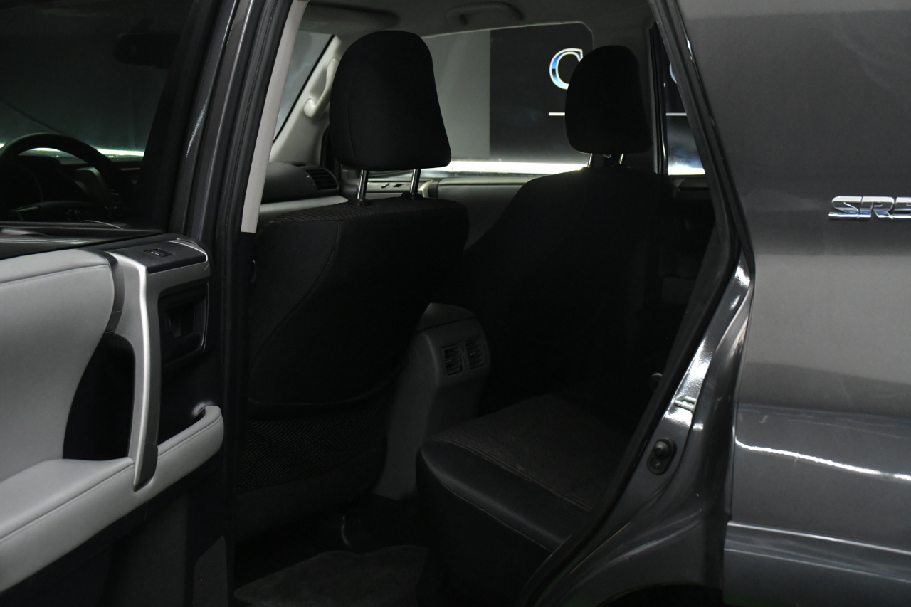 Toyota 4Runner SR5 2WD 2013