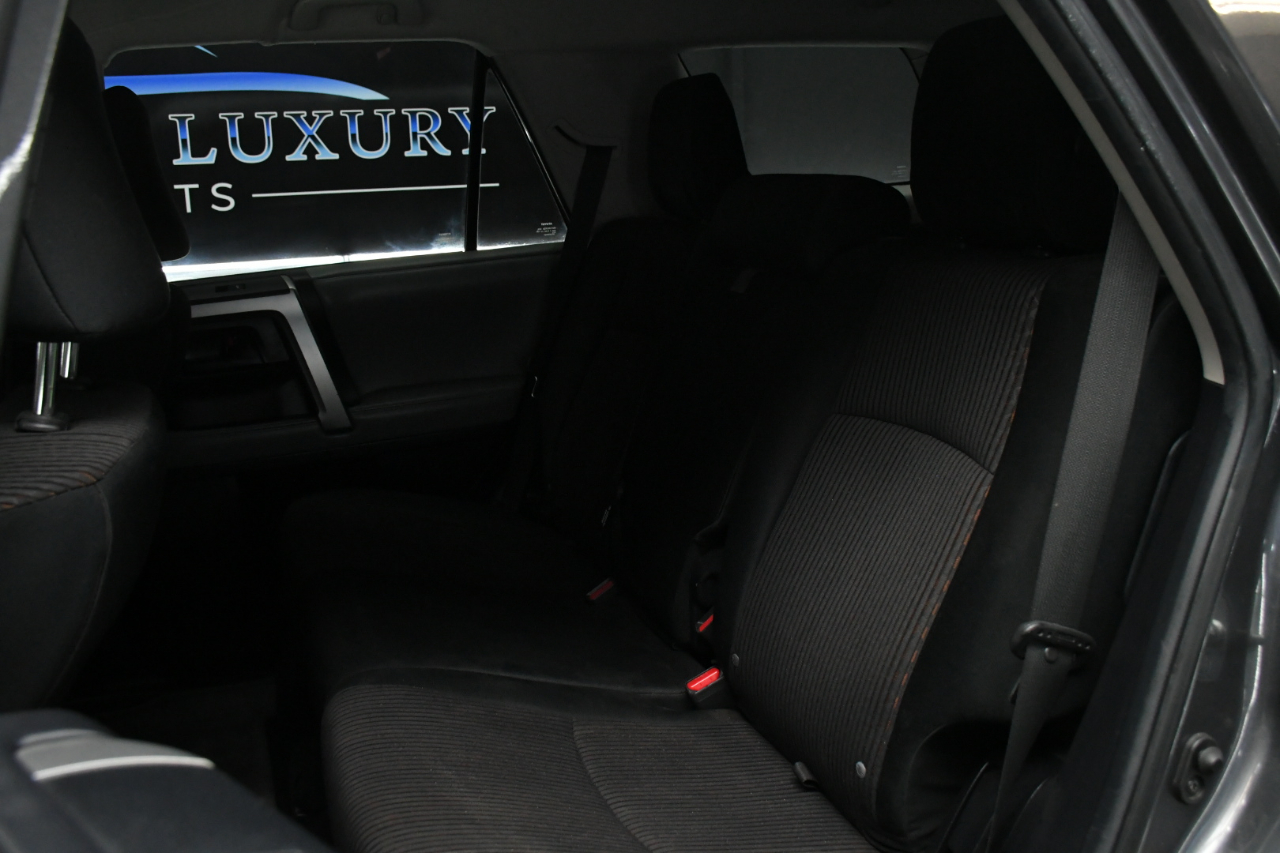 Toyota 4Runner SR5 2WD 2013