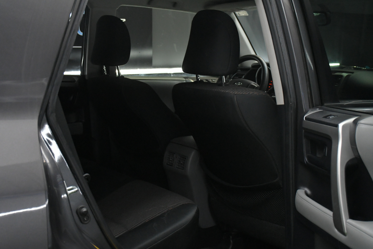 Toyota 4Runner SR5 2WD 2013