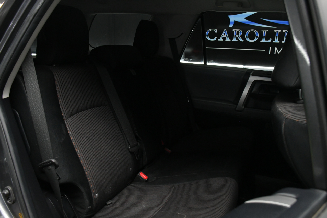 Toyota 4Runner SR5 2WD 2013