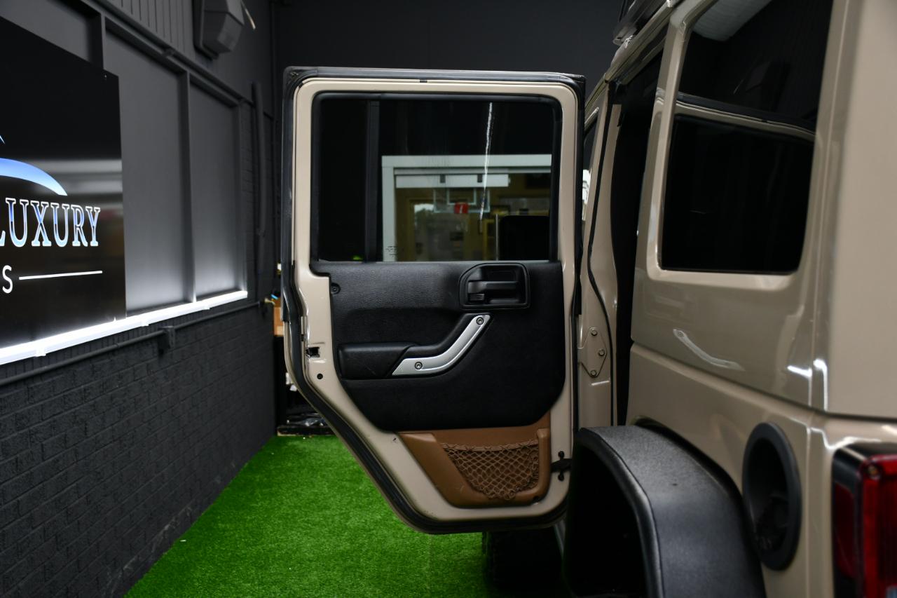 Jeep Wrangler Unlimited Rubicon 4WD 2016