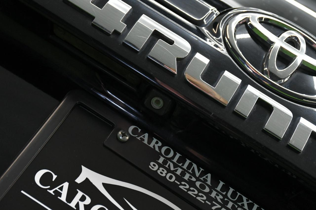 Toyota 4Runner SR5 2WD 2015