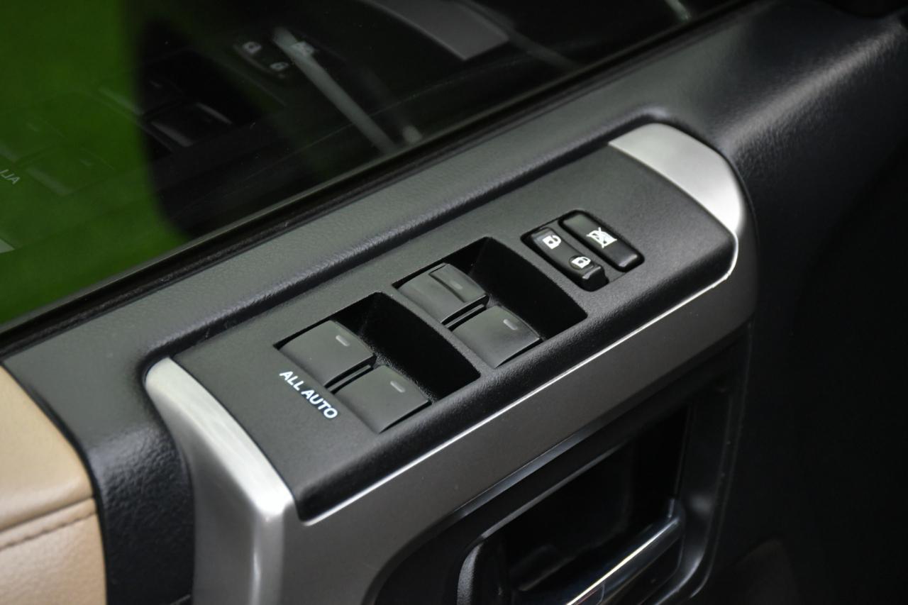 Toyota 4Runner SR5 2WD 2015