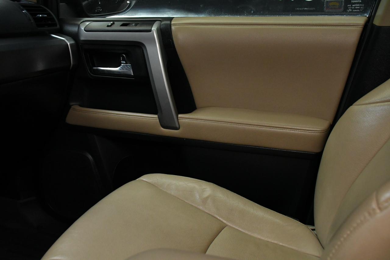 Toyota 4Runner SR5 2WD 2015