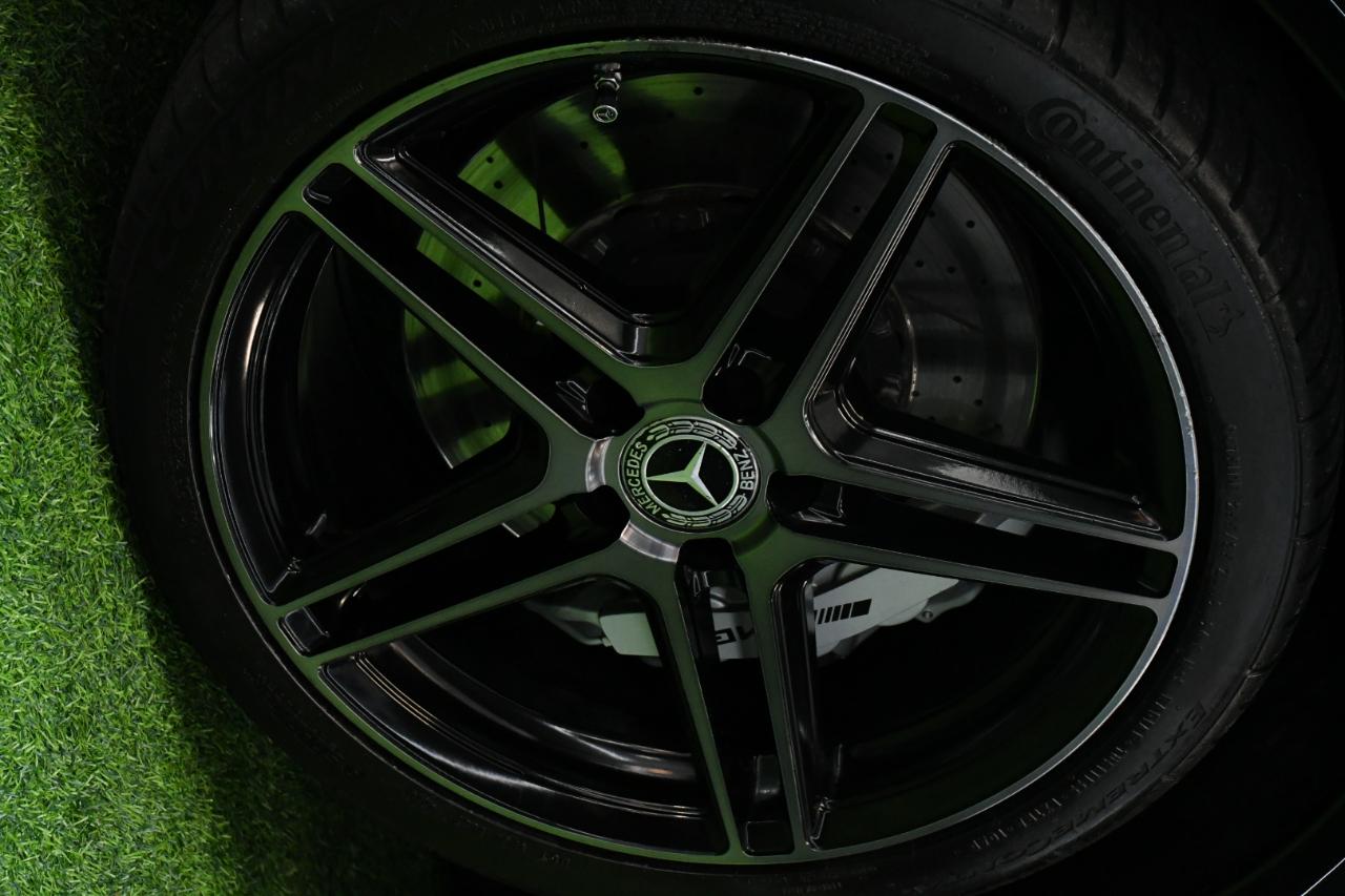 Mercedes-Benz SL-Class SL63 AMG 2011