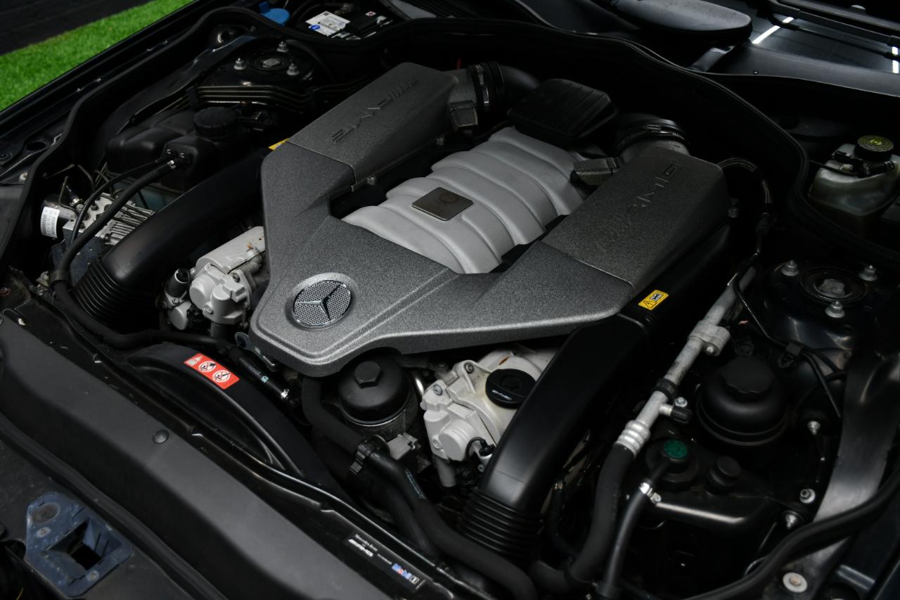 Mercedes-Benz SL-Class SL63 AMG 2011