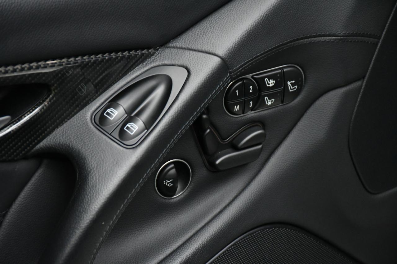 Mercedes-Benz SL-Class SL63 AMG 2011