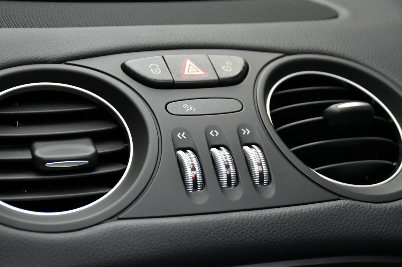 Mercedes-Benz SL-Class SL63 AMG 2011