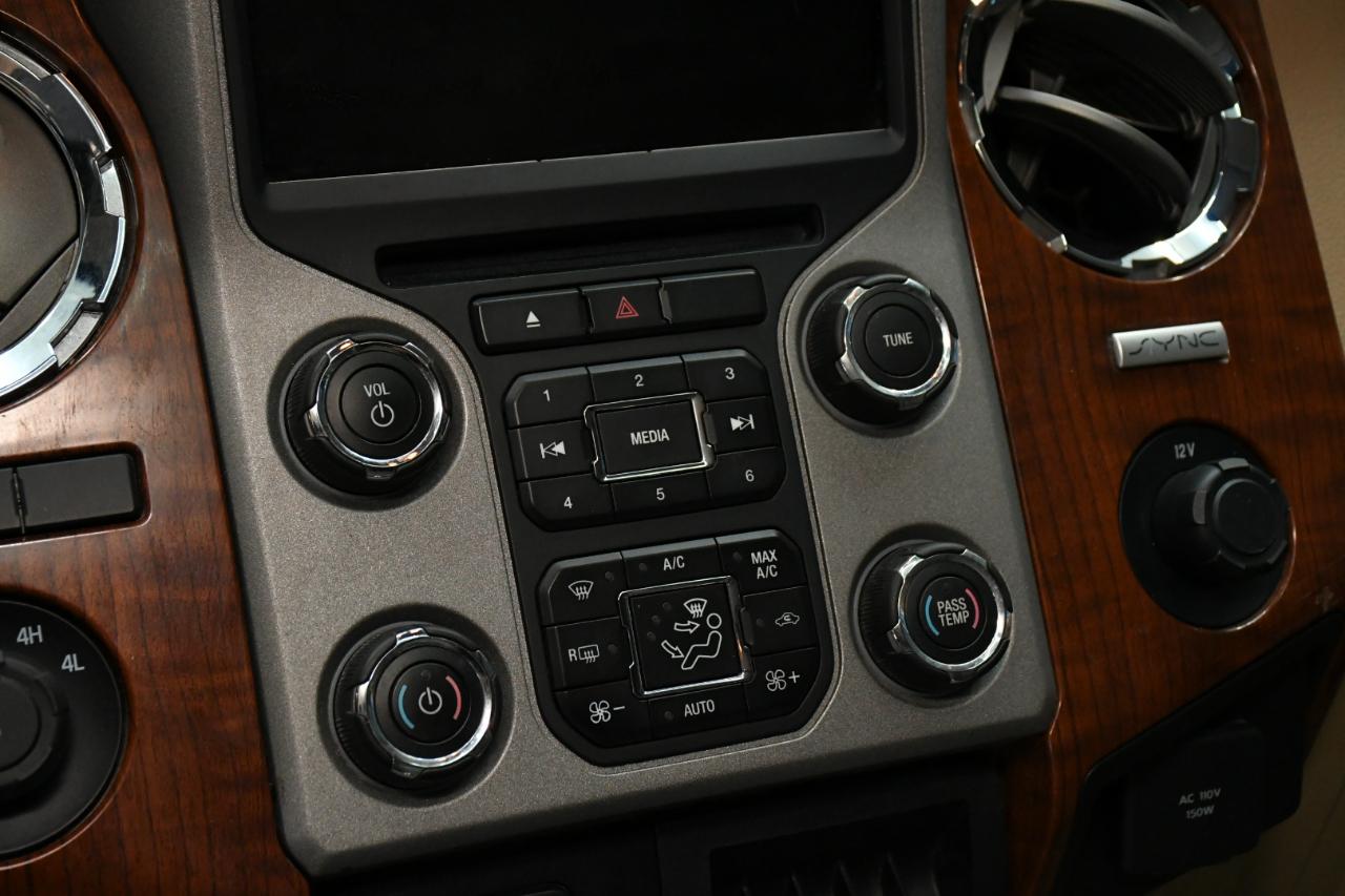 Ford F-250 SD King Ranch Crew Cab 4WD 2015