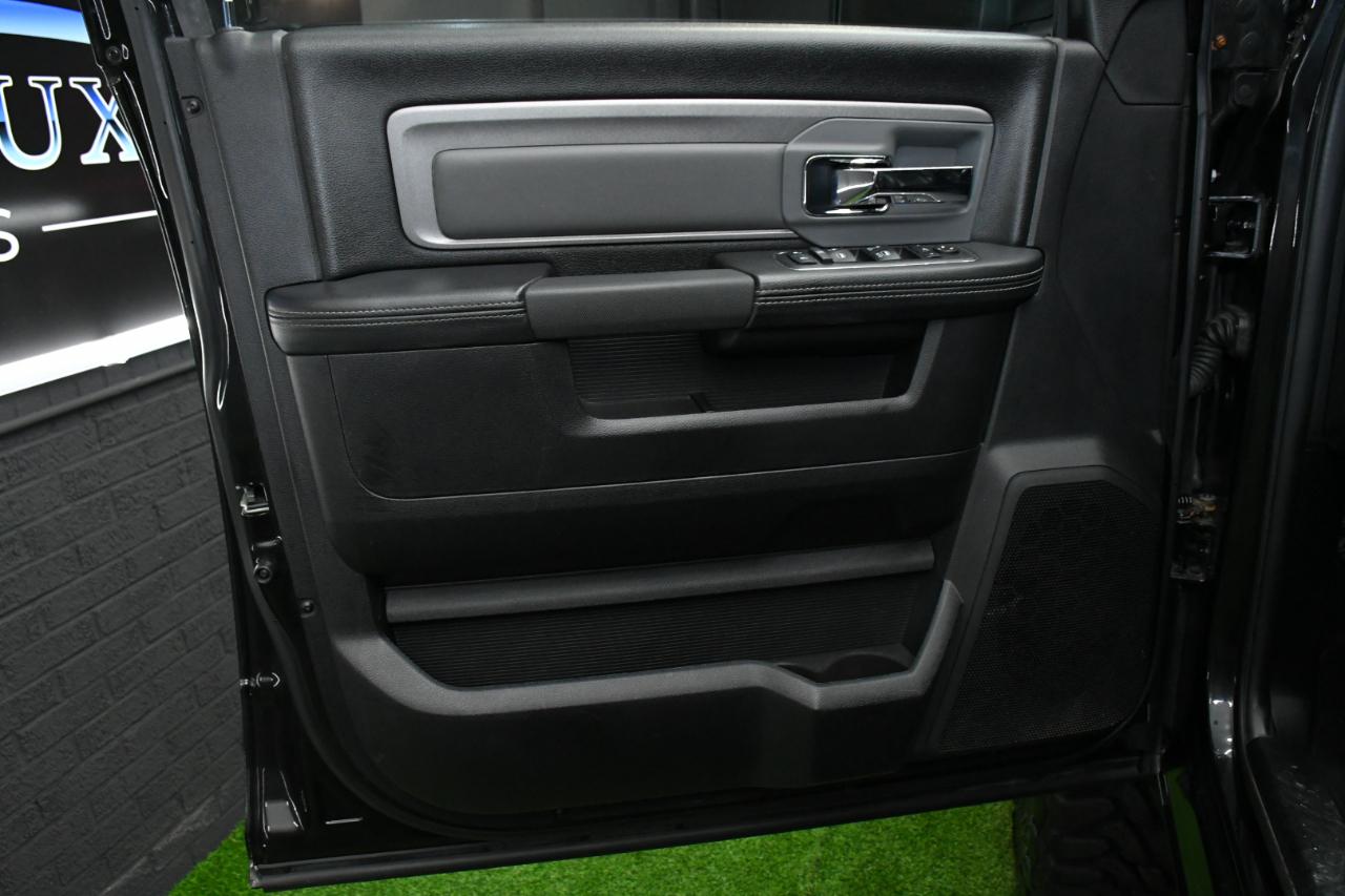 RAM 2500 Power Wagon Crew Cab SWB 4WD 2017