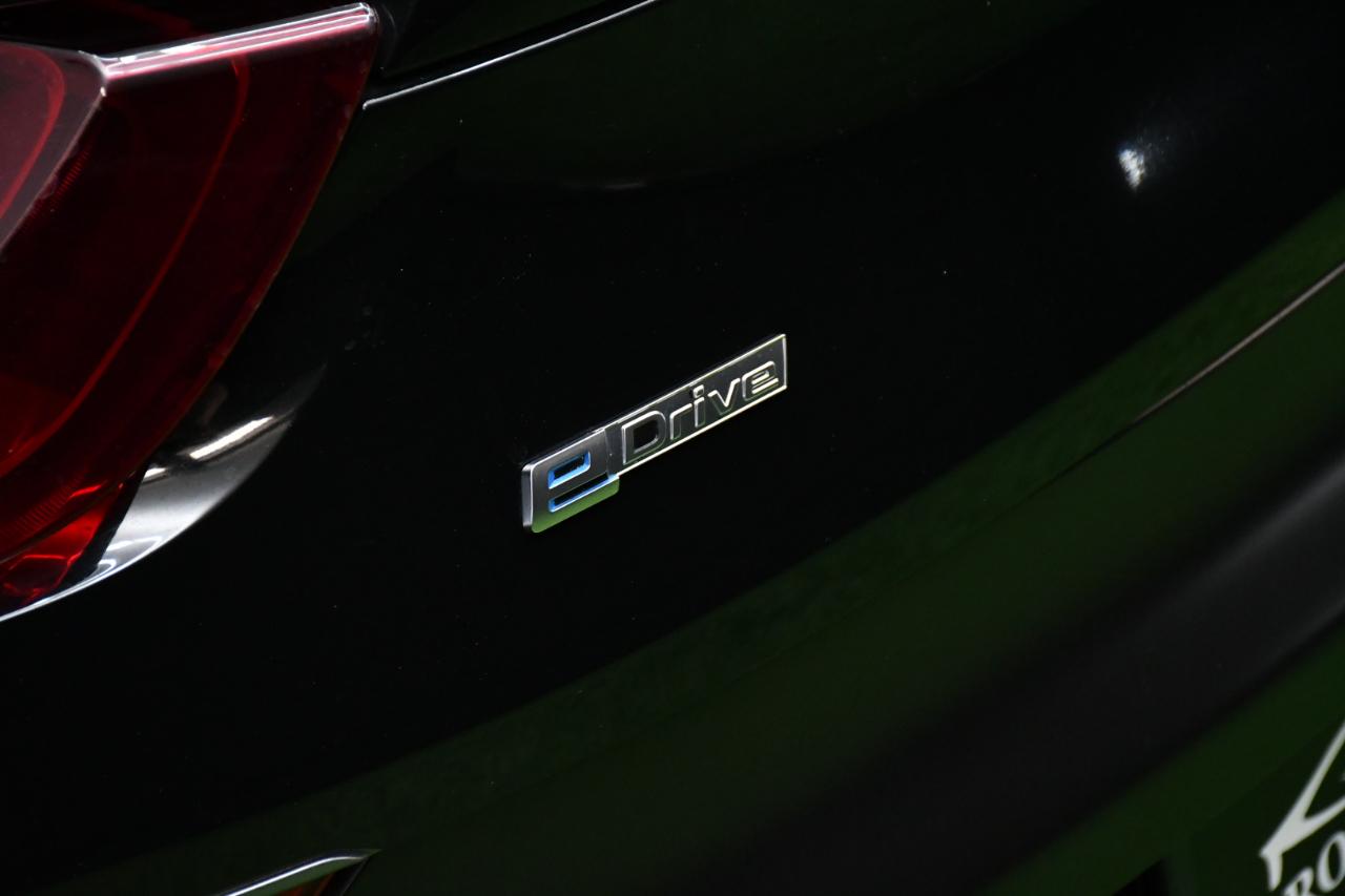 BMW i8 2D Coupe 2016