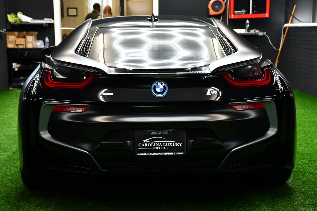 BMW i8 2D Coupe 2016