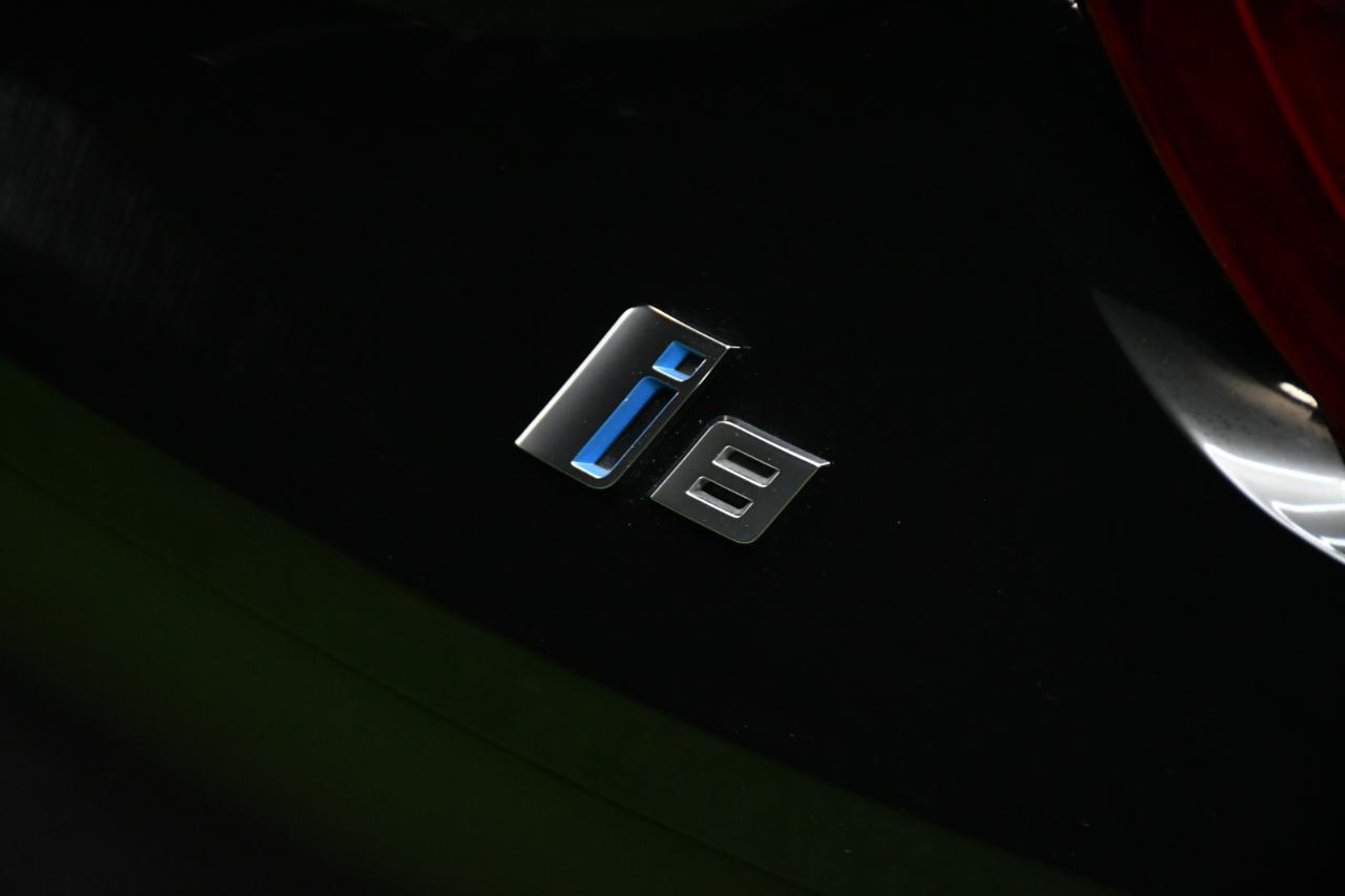 BMW i8 2D Coupe 2016