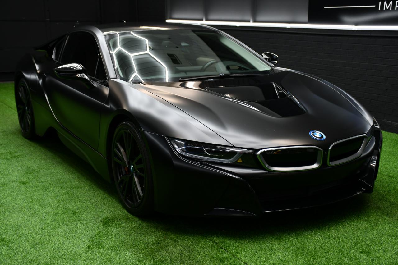 BMW i8 2D Coupe 2016