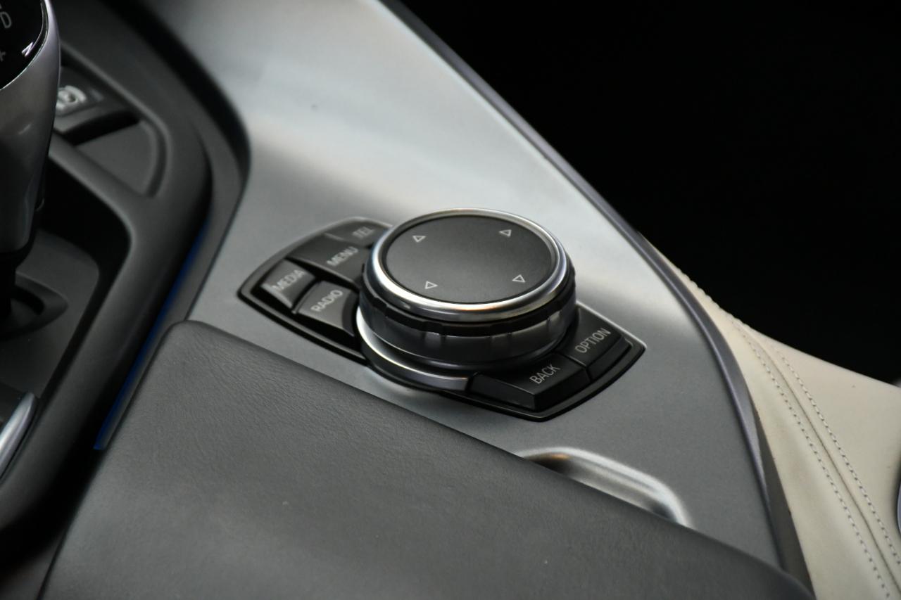 BMW i8 2D Coupe 2016