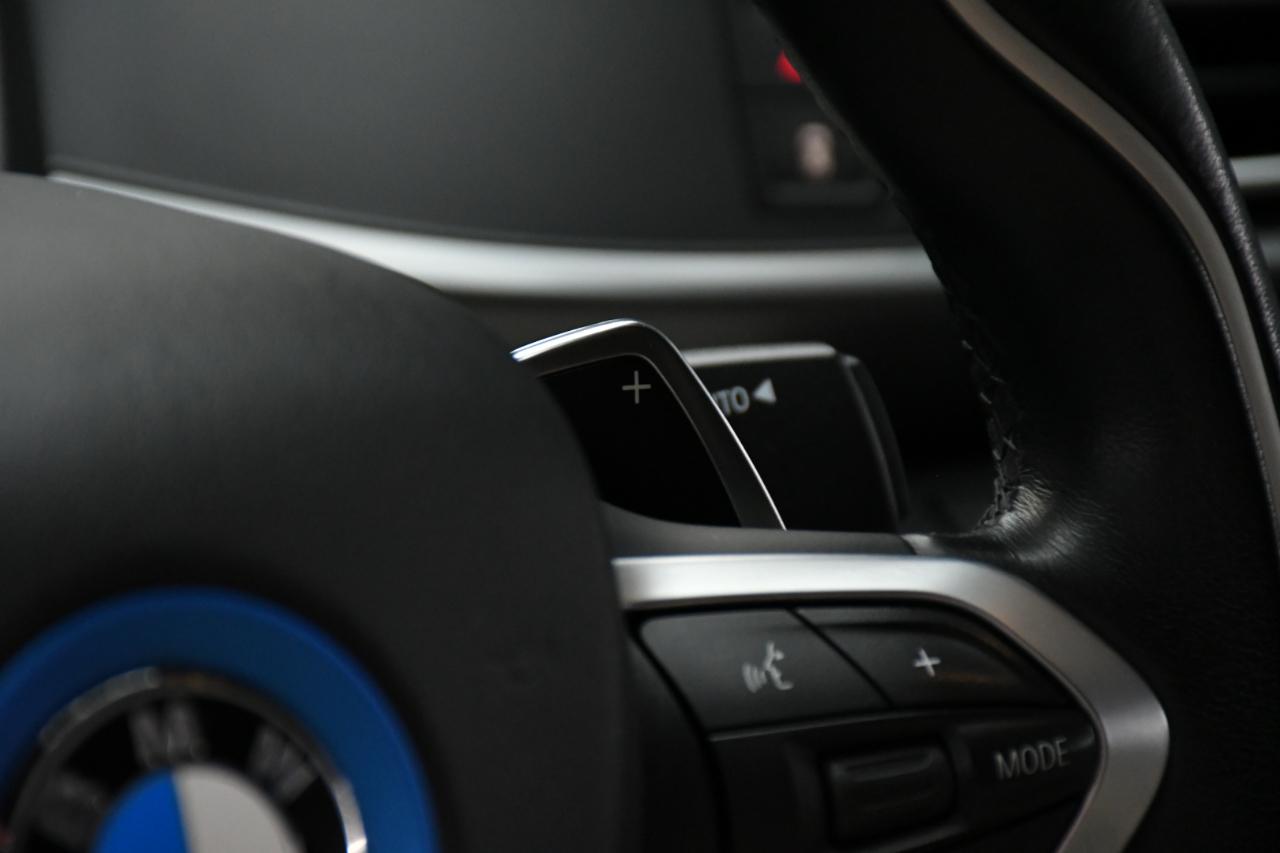 BMW i8 2D Coupe 2016