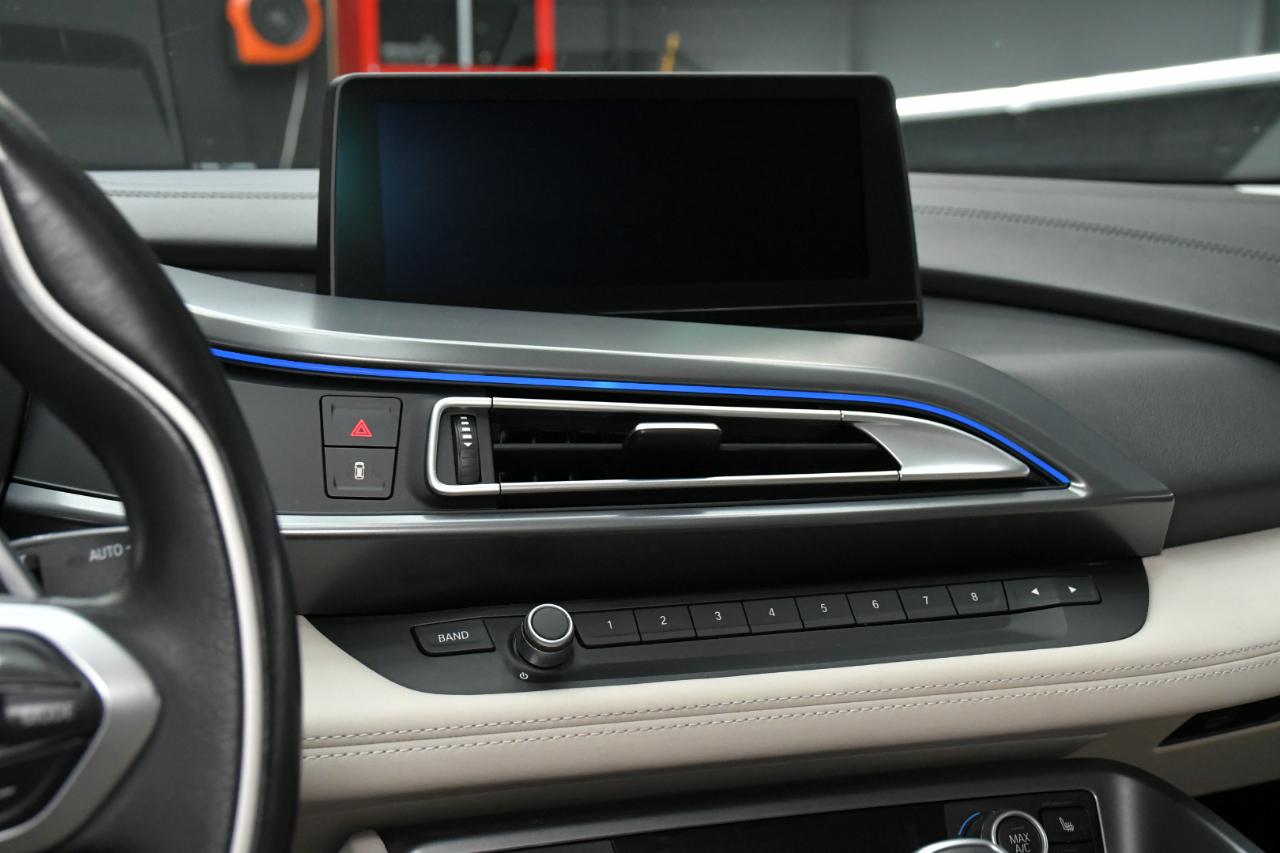 BMW i8 2D Coupe 2016