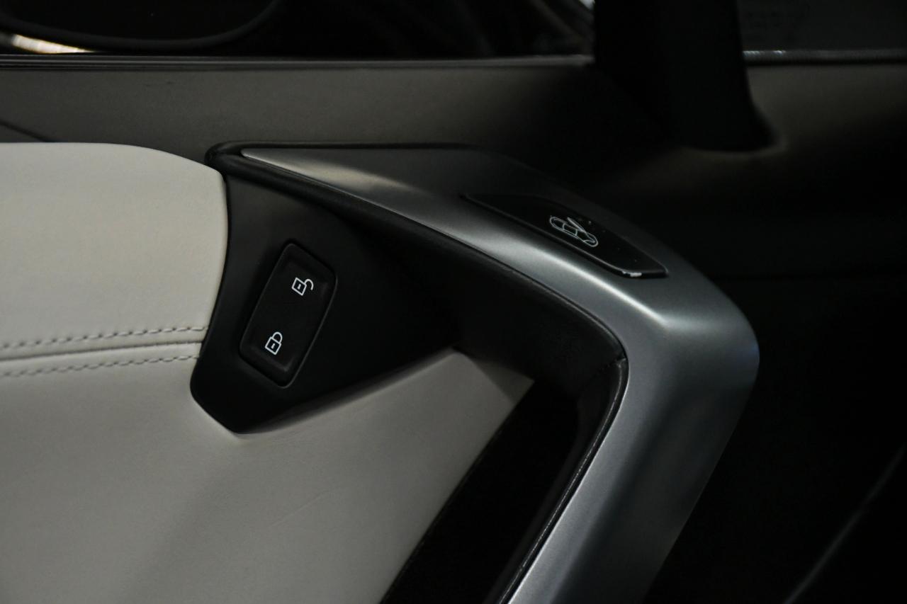 BMW i8 2D Coupe 2016