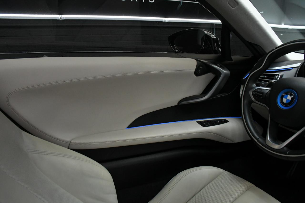 BMW i8 2D Coupe 2016