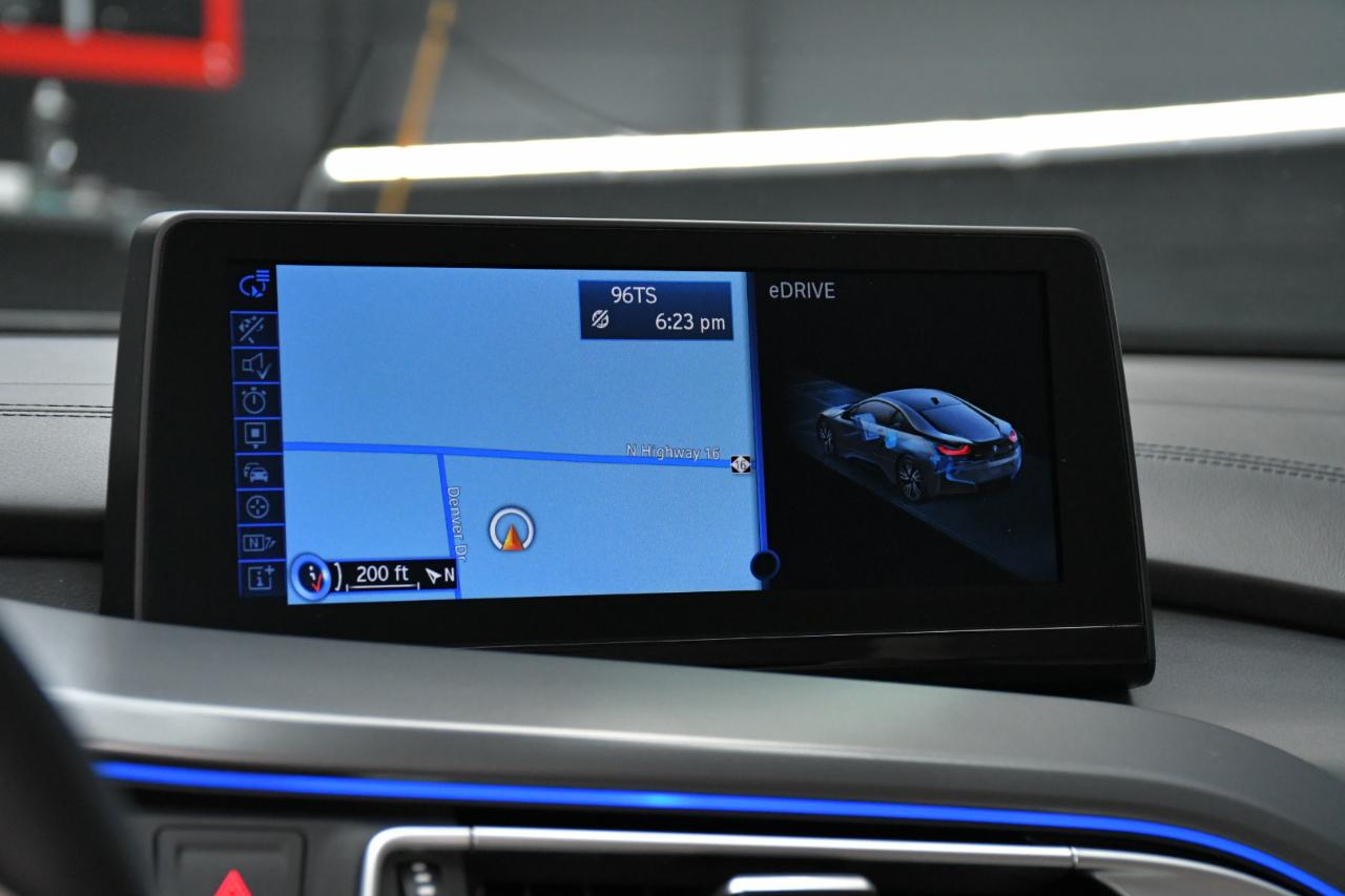 BMW i8 2D Coupe 2016