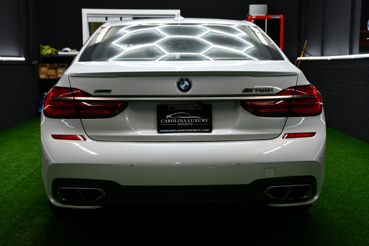 BMW 7-Series M760i xDrive 2018