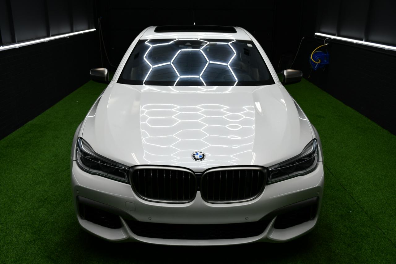 BMW 7-Series M760i xDrive 2018