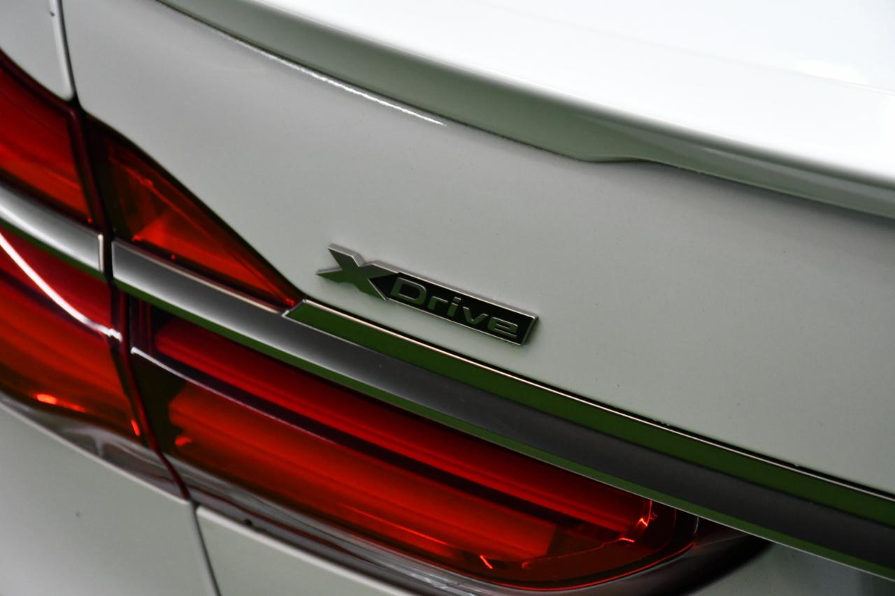 BMW 7-Series M760i xDrive 2018