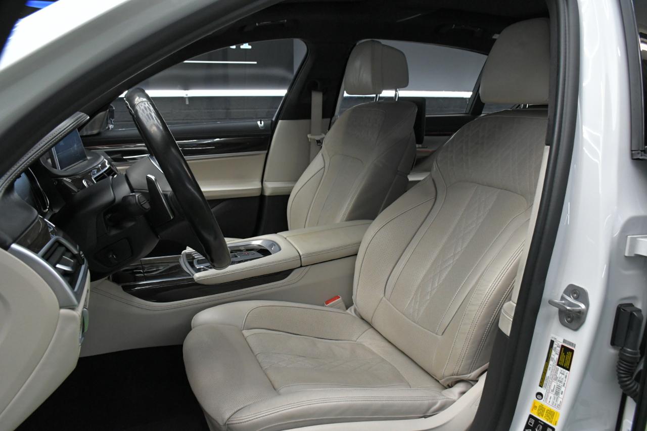 BMW 7-Series M760i xDrive 2018