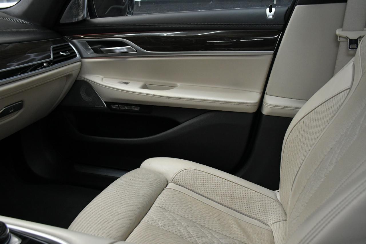 BMW 7-Series M760i xDrive 2018