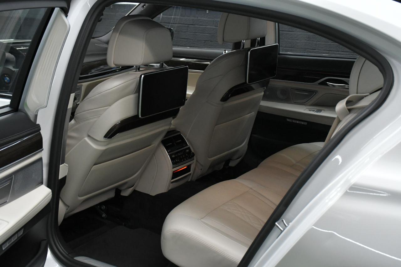 BMW 7-Series M760i xDrive 2018