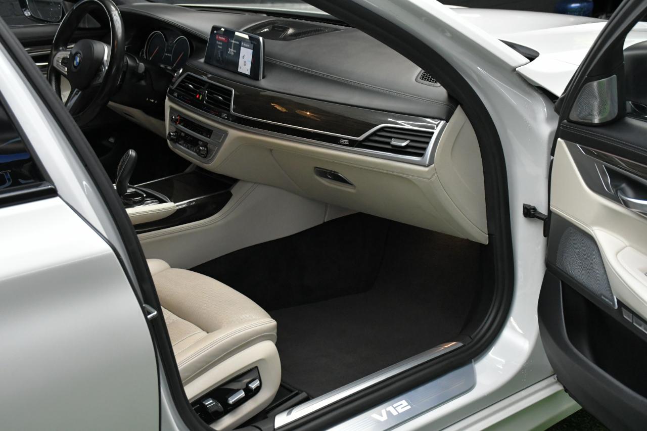 BMW 7-Series M760i xDrive 2018