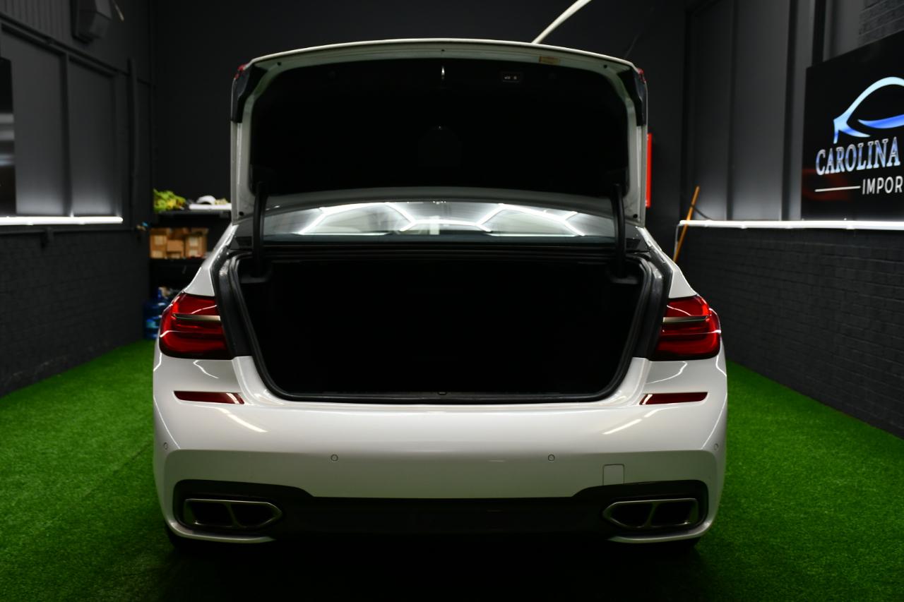 BMW 7-Series M760i xDrive 2018