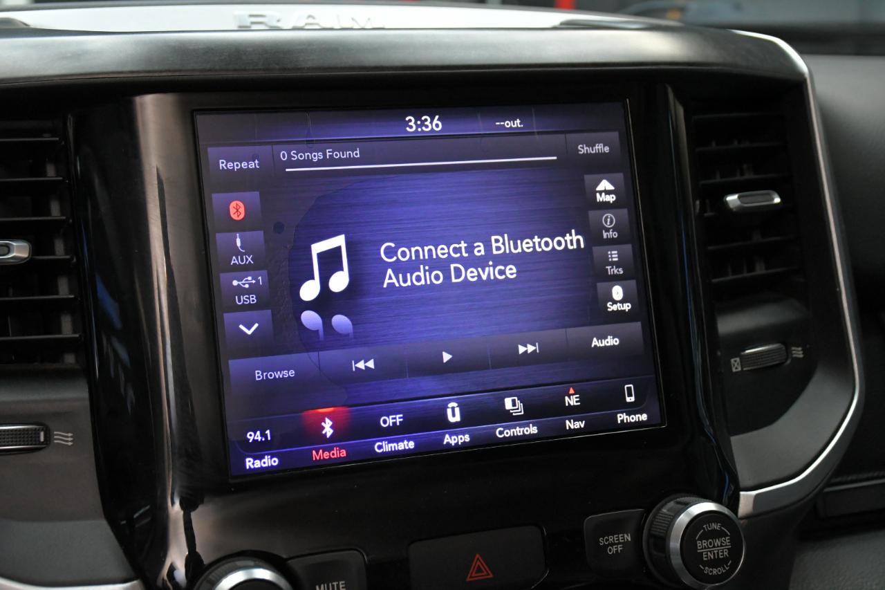 RAM 1500 Big Horn Crew Cab SWB 4WD 2019