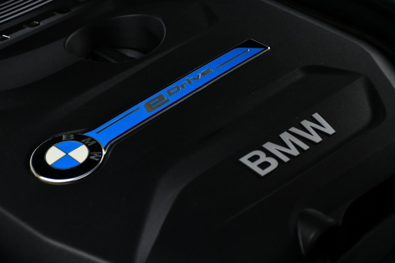 BMW 3-Series 330e iPerformance Sedan 2018