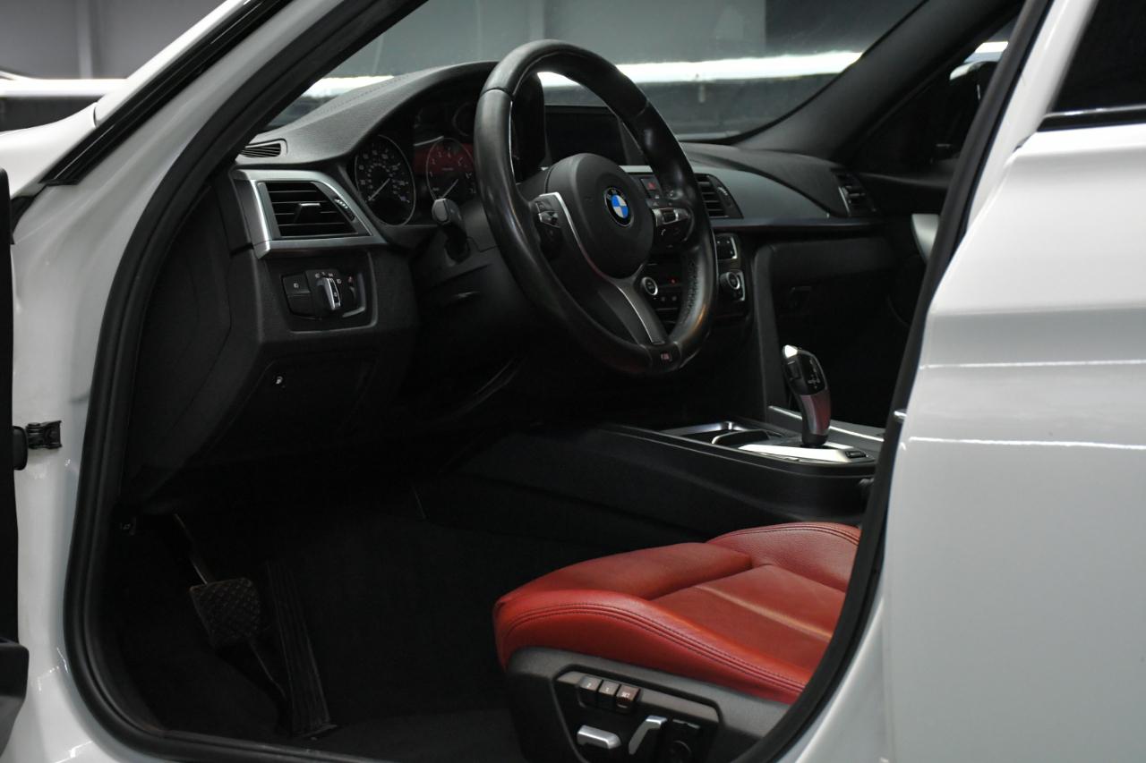 BMW 3-Series 330e iPerformance Sedan 2018