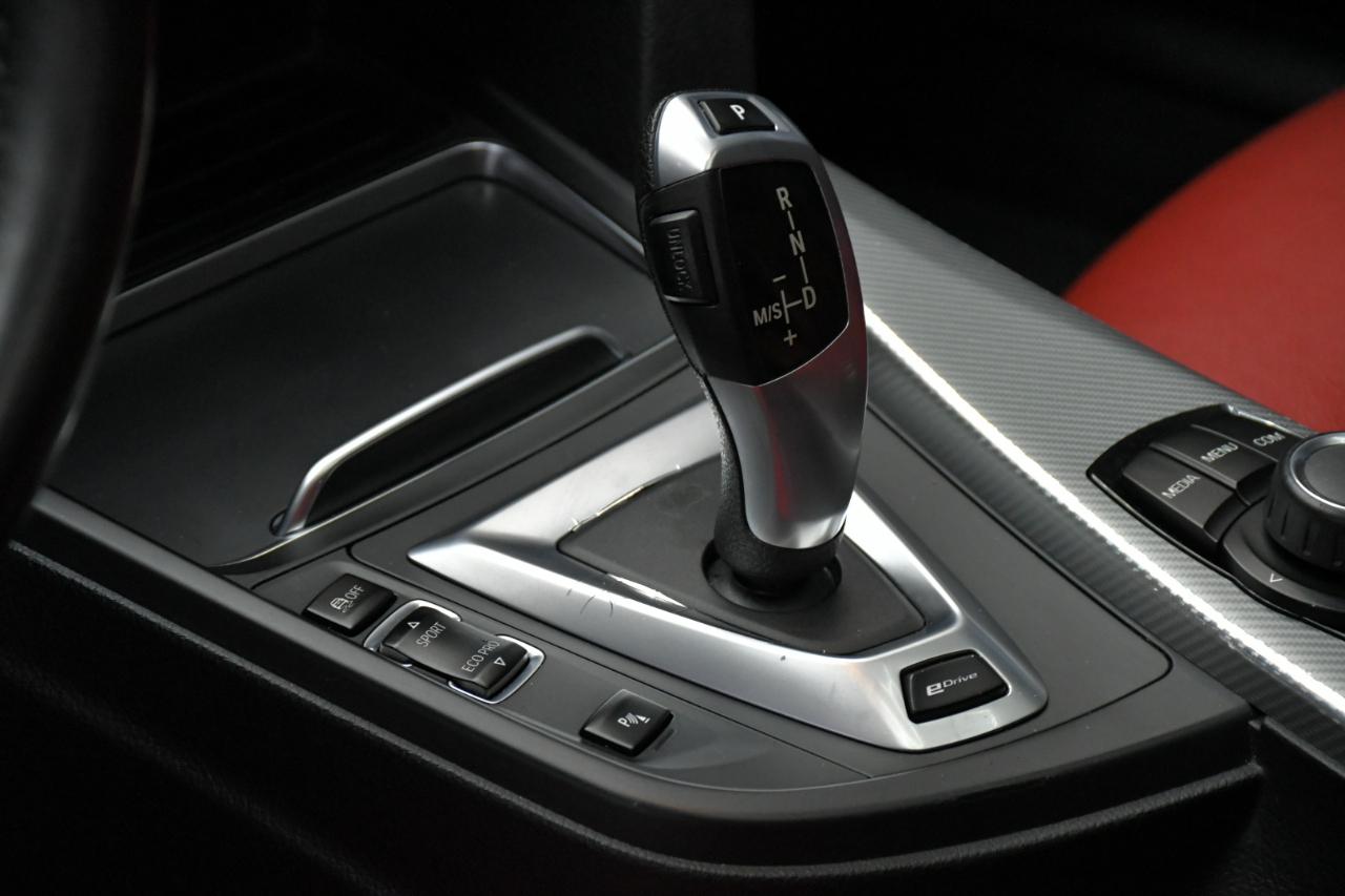 BMW 3-Series 330e iPerformance Sedan 2018