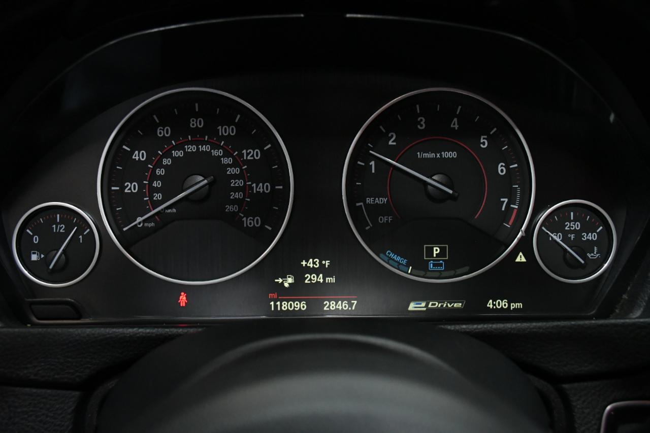 BMW 3-Series 330e iPerformance Sedan 2018